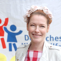 Enie van de Meiklokjes ist Botschafterin des Deutschen Kinderhilfswerkes.