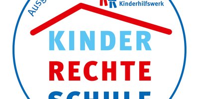 Mit dem Projekt Kinderrechteschulen unterstützt das Deutsche Kinderhilfswerk Grundschulen darin, die Kinderrechte im Unterricht oder im Schulumfeld spielerisch aufzubereiten und zu vermitteln.