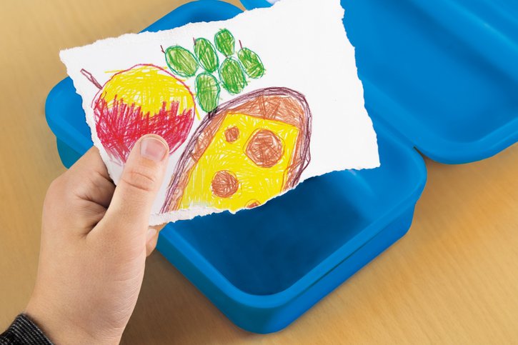 Das Deutsche Kinderhilfswerk unterstützt bundesweit Koch- und Ernährungsprojekte und sorgt dafür, dass Kinder in Kinderhäusern täglich eine Portion Gesundheit zu essen bekommen.