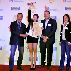 Die Goldene Göre 2015 wurde vom Deutschen Kinderhilfswerk im Europa-Park in Rust verliehen und ist der höchstdotierte Preis für Kinder- und Jugendbeteiligung in Deutschland. 